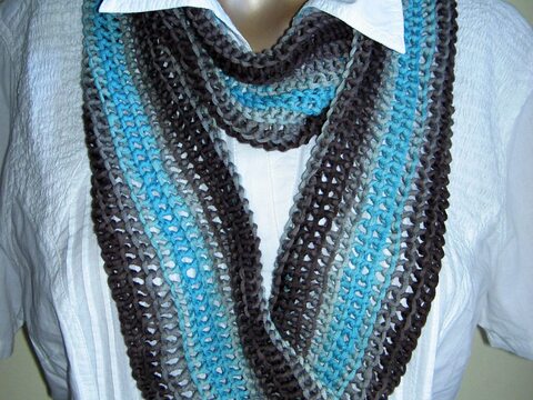 Strickanleitung Sommer-Loop aus 100 g Bändchengarn  #015