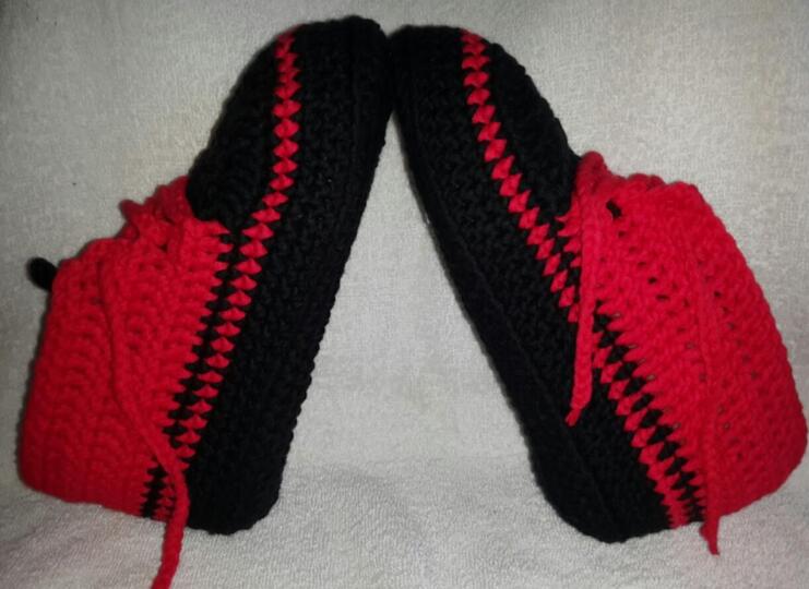 Hausschuhe , Turnschuhe, Chucks, Puschen , Grösse 38/39