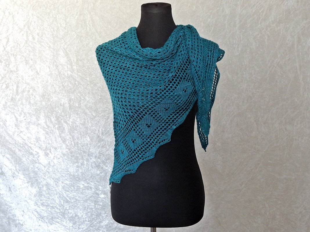 Handarbeitsanleitung: Gestricktes Dreieckstuch "Nimrodel"