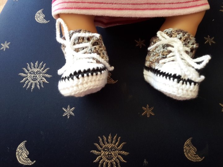 Frühchen Chucks // Turnschuhe // Puppenschuhe