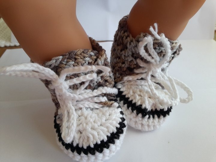 Frühchen Chucks // Turnschuhe // Puppenschuhe