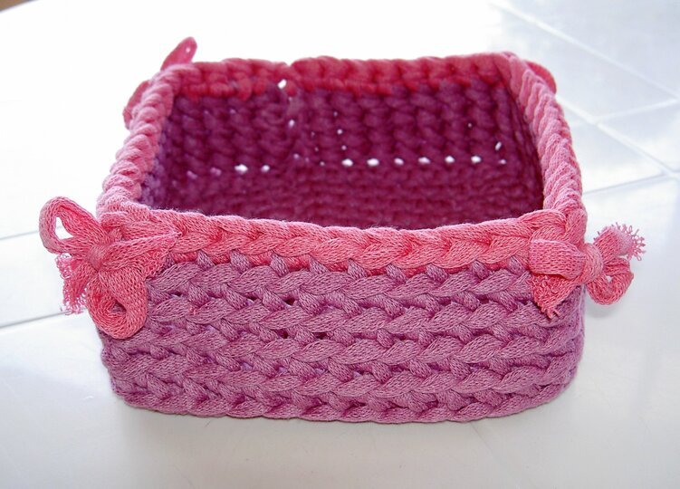 Häkelanleitung Utensilo / Körbchen / Korb quadratisch aus Textilgarn  #021