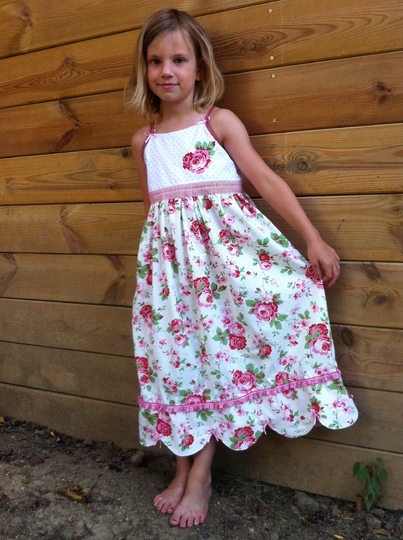 Schnittmuster und Nähanleitung Kleid "Sarah" Gr. 110-140 (Doppelgrößen)