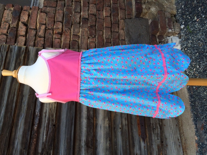 Schnittmuster und Nähanleitung Kleid "Sarah" Gr. 110-140 (Doppelgrößen)