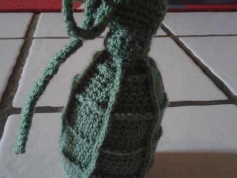 Anti- Aggressions- Handgranate