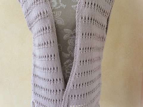 Strick-Anleitung Lässige Fransenweste / Cape