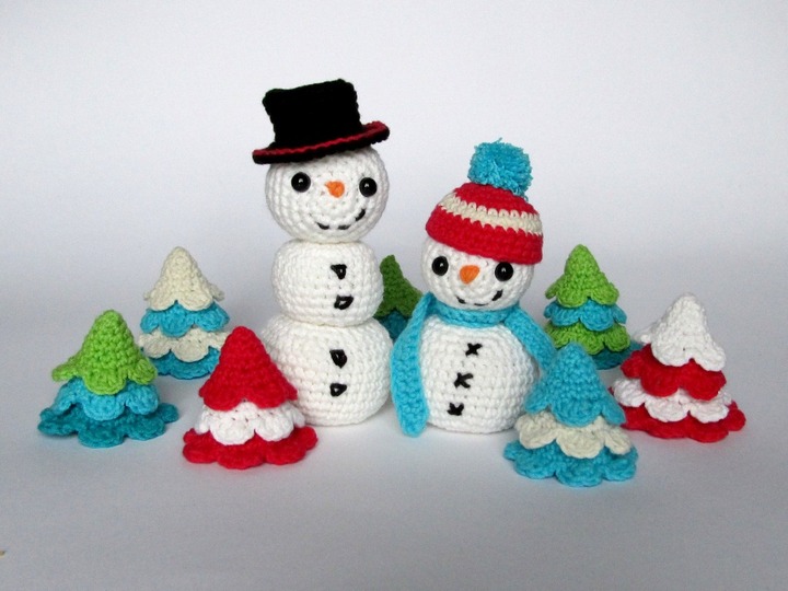 Schneemänner im Weihnachtswald Häkelanleitung