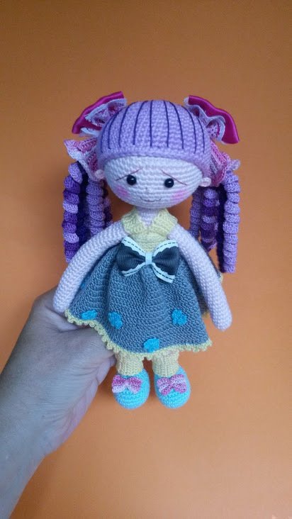 Amigurumi Puppe " Sandra " 23 cm Groß - Bild 2