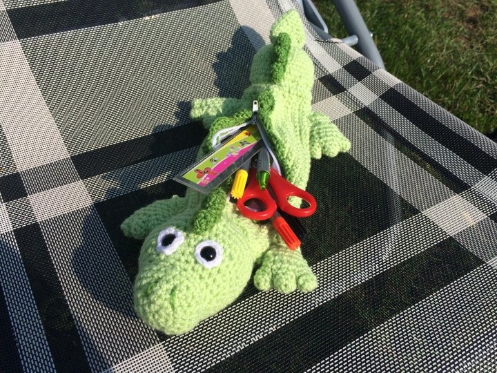 Häkelanleitung, Schulmäppchen Dino