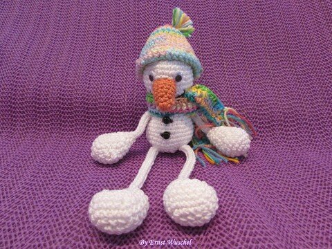 Frosti Wuschelini Schneemann PDF Häkelanleitung