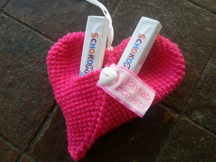 Herzen für Geschenke die von Herzen kommen, Taschenbaumler, Schlüsselanhänger