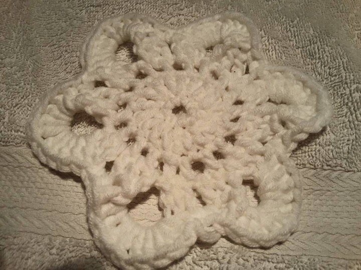 Kostenlose Häkelanleitung - Pullover aus Grannies