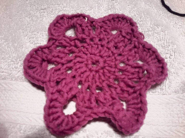 Kostenlose Häkelanleitung - Pullover aus Grannies