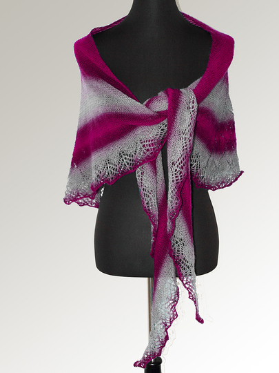 Strickanleitung Tuch Tinúviel - Perfekt für Lacegarn und elegante Outfits