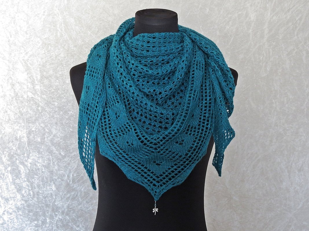Knitting pattern shawl Nimrodel