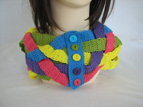 Kostenlose Häkelanleitung Loop "Flechtwerk"