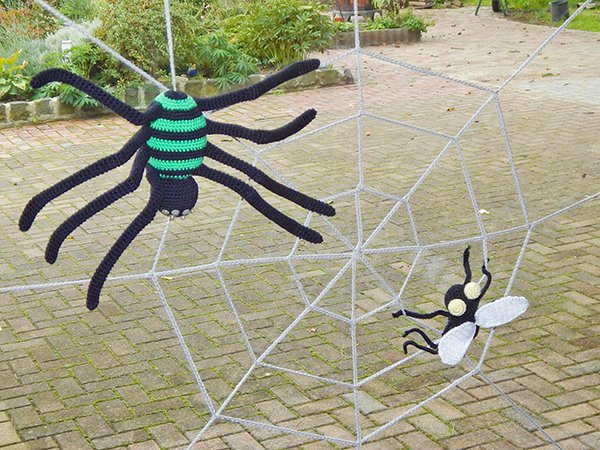 Spinne Häkelanleitung Horror Amigurumi Halloween