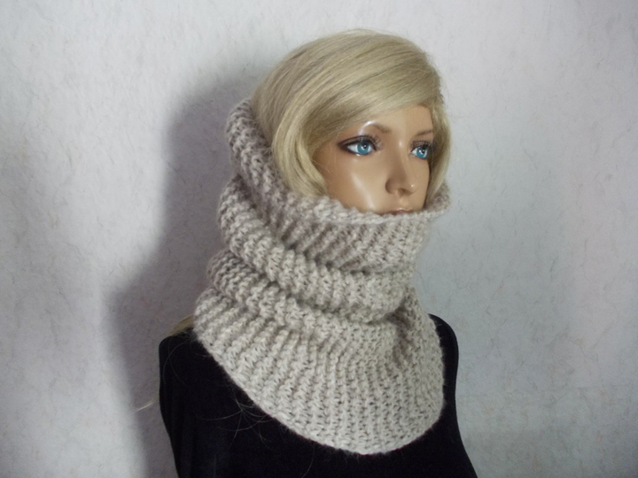 Strickanleitung für Rundschal, Schlauchschal mit Häkelband