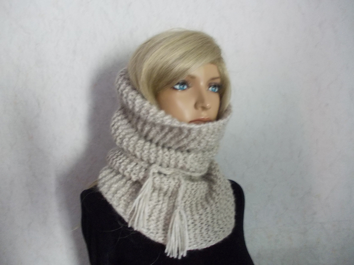 Strickanleitung für Rundschal, Schlauchschal mit Häkelband