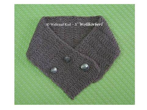 Halswärmer mit Trachtenknöpfen - leicht und schnell gestrickt