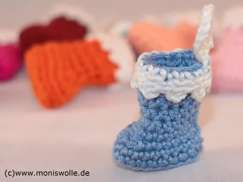  Häkelanleitung - Mini-Häkel-Stiefelchen für Advent-Weihnachten und danach!
