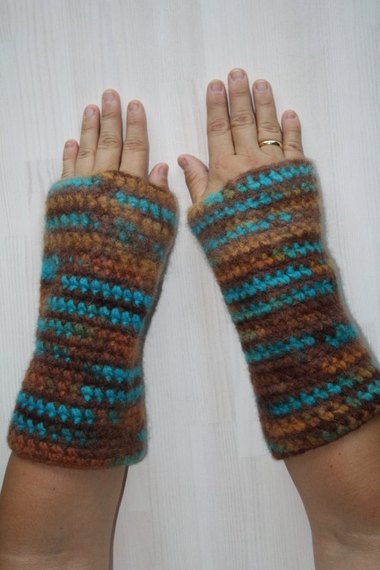 Häkelanleitung Gefilzte Armstulpen "Natalie"