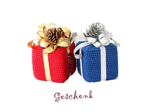 Tannenbaumschmuck "Geschenk", 6 cm x 6 cm