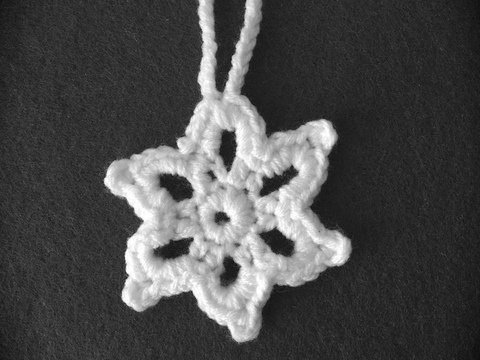 Häkelanleitung Stern Anhänger