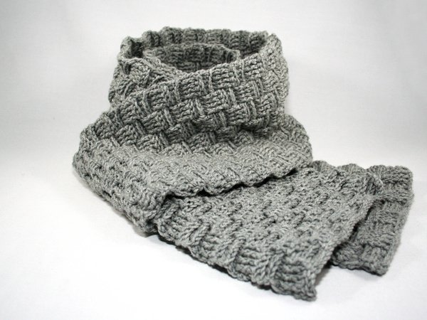 Weave-Style Scarf for young and old - Crochet Pattern