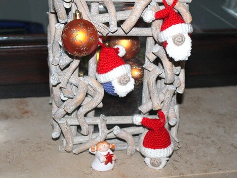 Mini Weihnachtswichtel Häkelanleitung