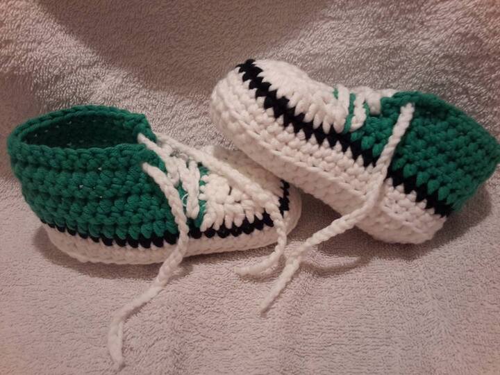 Hausschuhe , Turnschuhe Puschen , Grösse 24/25