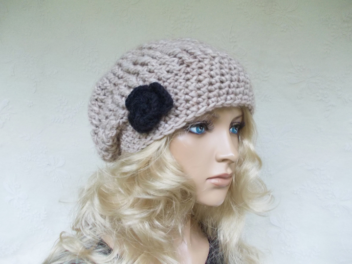 Häkelanleitung für Beanie, Häkelbeanie, Häkelblüten, slouchy