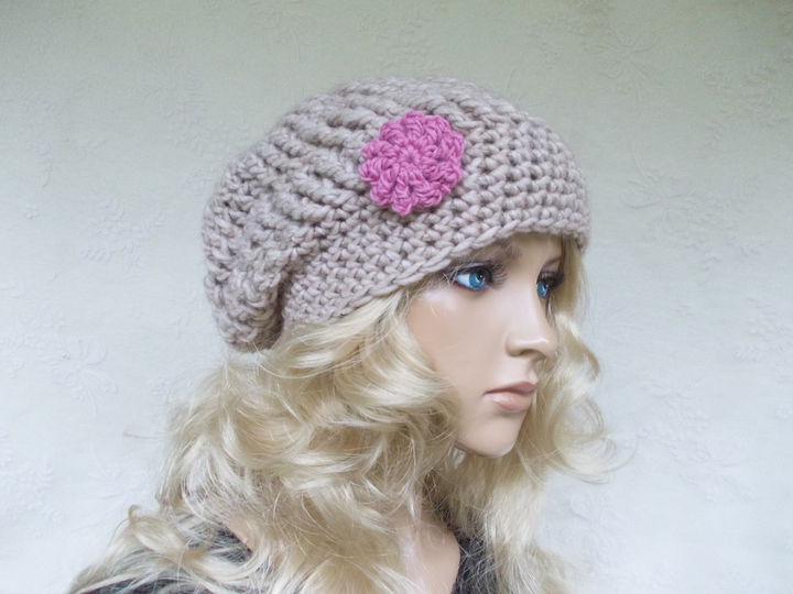 Häkelanleitung für Beanie, Häkelbeanie, Häkelblüten, slouchy