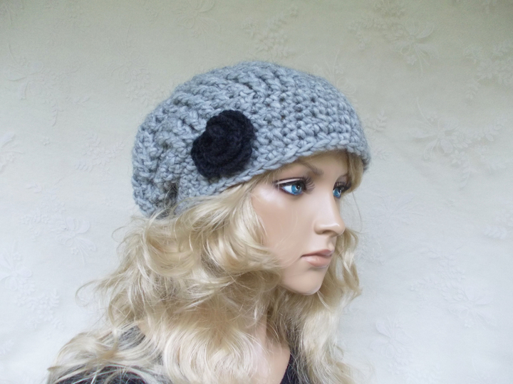Häkelanleitung für Beanie, Häkelbeanie, Häkelblüten, slouchy