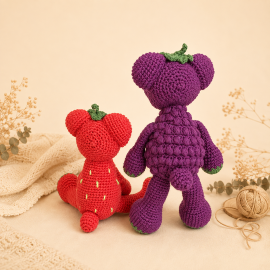 Crochet pattern Smoothie Bears strawbeary & blackbeary amigurumi
