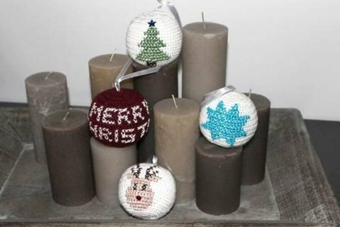 Christmas balls crochet pattern 