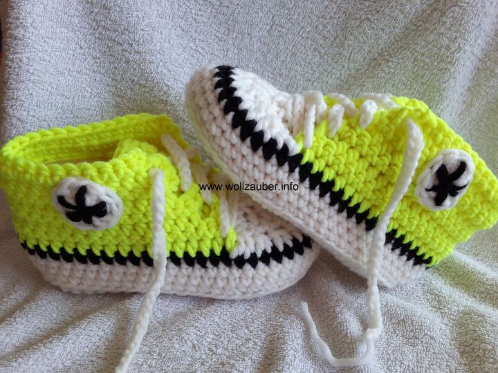 Hausschuhe , Turnschuhe,Puschen , Grösse 42/43(Dicke Wolle)