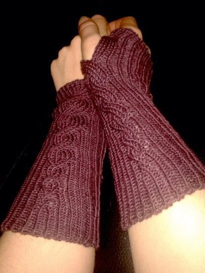 Strickanleitung - Armstulpen "Äsculab"