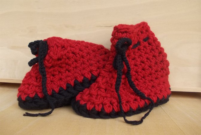 Everyone loves warm boots, crochet cosy slippers, unisex, suitable for women, men, children