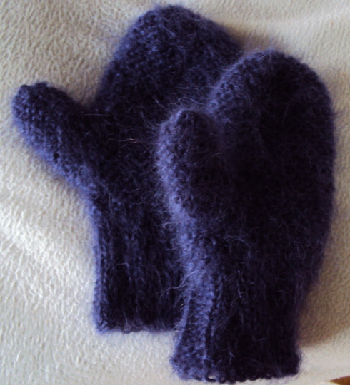 Gestrickte Fausthandschuhe 