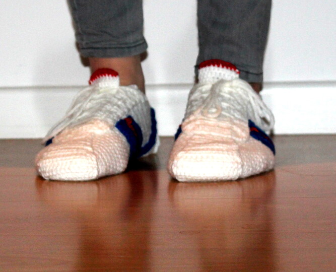 Sneaker socks in 4 different sizes ( Uk 2,5- 12, Us 4- 12)