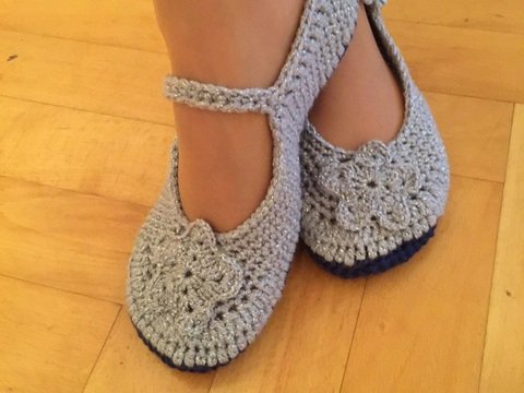 Häkelanleitung festliche Hausschuhe Größe 36-40
