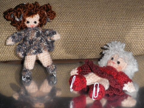 Häkelanleitung für einen Schlüsselanhänger/Taschenbaumler - Eisläuferin