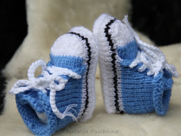Wonderful first Baby shoes (sock)  - Step by Step knitting pattern