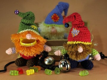 Sweepies Crochet Pattern Ü-Gnome