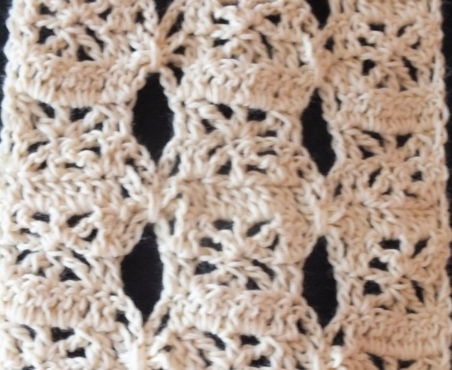 Häkelanleitung Schal Mashamiso Lochmuster