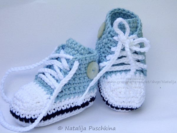 Baby Booties - Tennis shoes Crochet pattern with photos