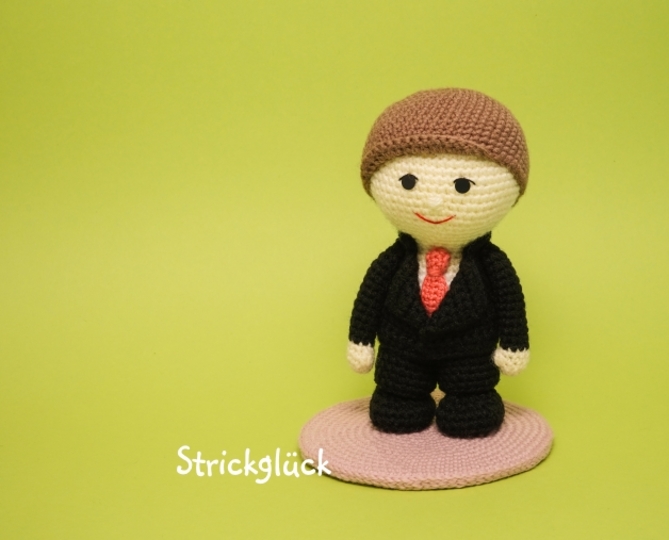 Crochet pattern wedding bride groom couple ruffle dress amigurumi