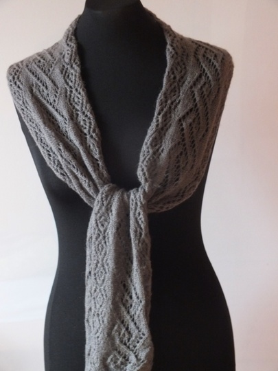 Sparset / 3 Strickanleitungen Schals Lace Lochmuster