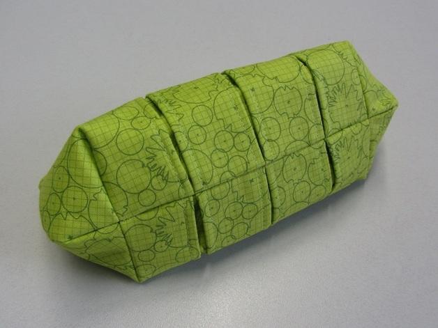 Pleated zip pouches zipper pouches